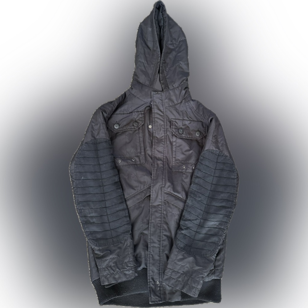 Black apex jacket . Lots of pockets . Very warm . I’m perfect condition.